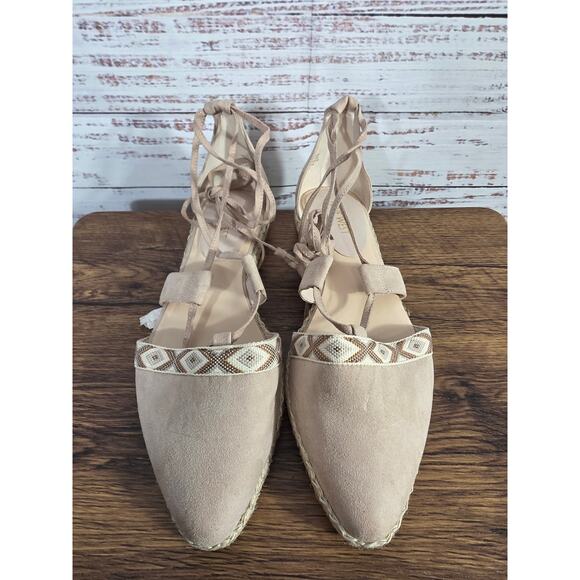 Nine West Women's beige boho Flat Sandal wrap around ankle strap - Picture 1 of 5